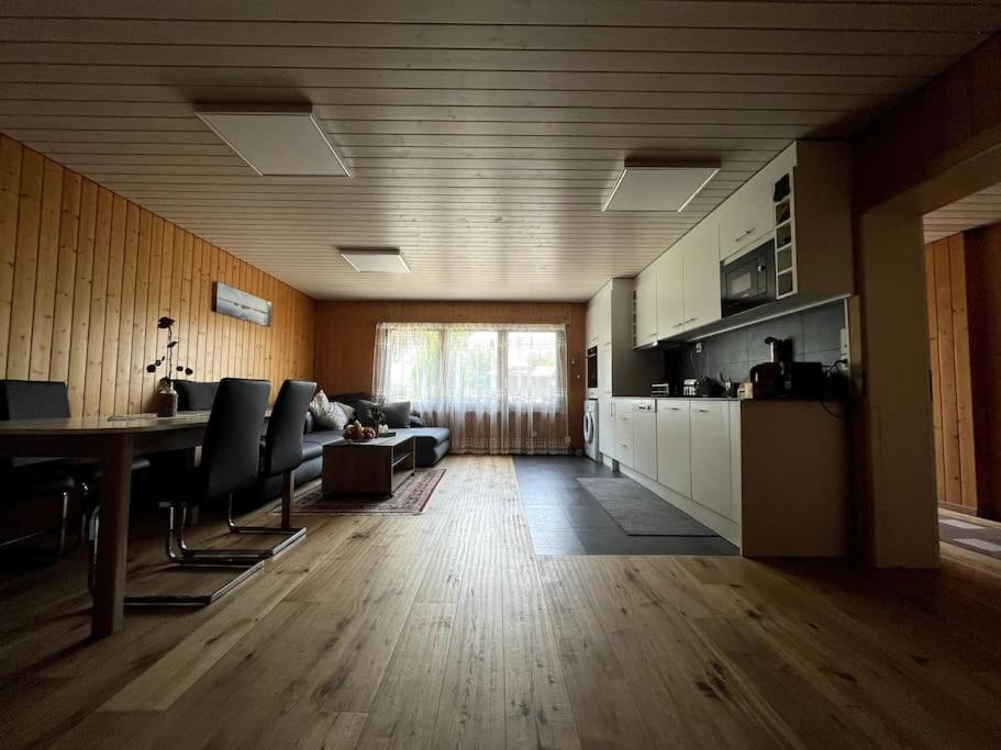 Joli Appartement Paisible Corcelles-sur-Chavornay Exteriér fotografie